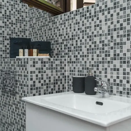 بيت للعطل House Podraduc مورتير