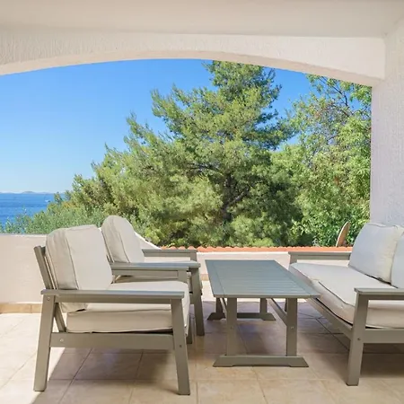 House Podraduc Ferienhaus *