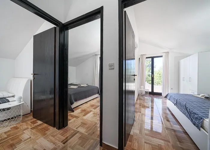 House Podraduc Ferienhaus